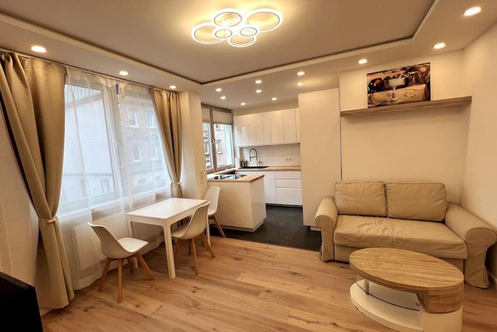 Lovely Flat Relax Near City Center Nürnberg Exterior foto